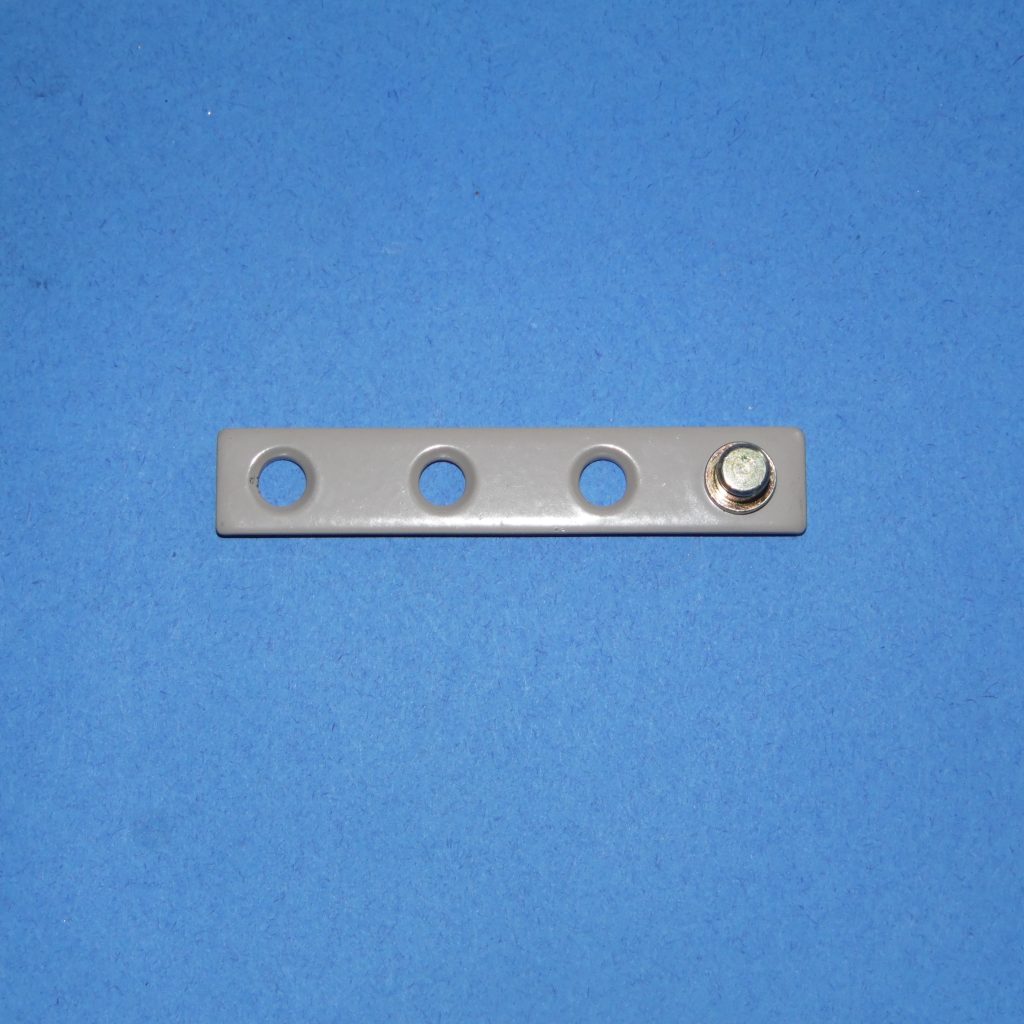 stud-bracket-39-64-non-handed-3-hole-with-snap-stud-2-3-4-x-1-2